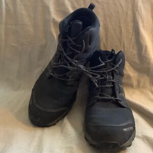 Roclite 286 GTX Men’s 9 Women’s 10.5 EU 42 hiking shoes